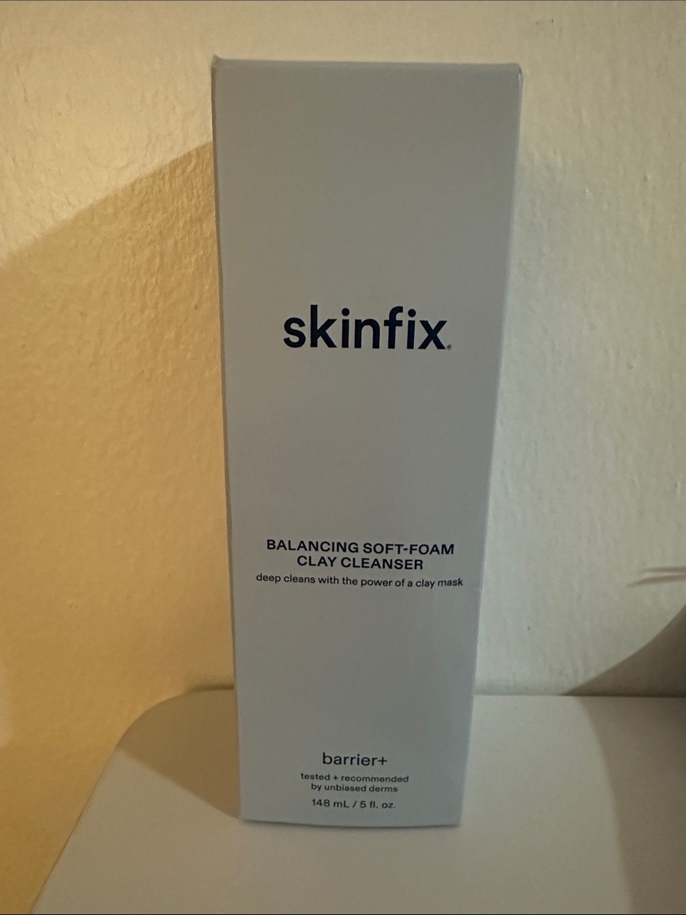 Skin Balancing Soft-Foam Clay Cleanser - White